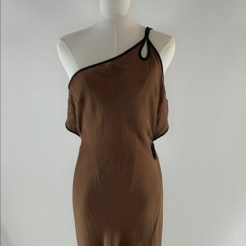 Bec + Bridge Kehlani Gown, 8 - Picture 8 of 16